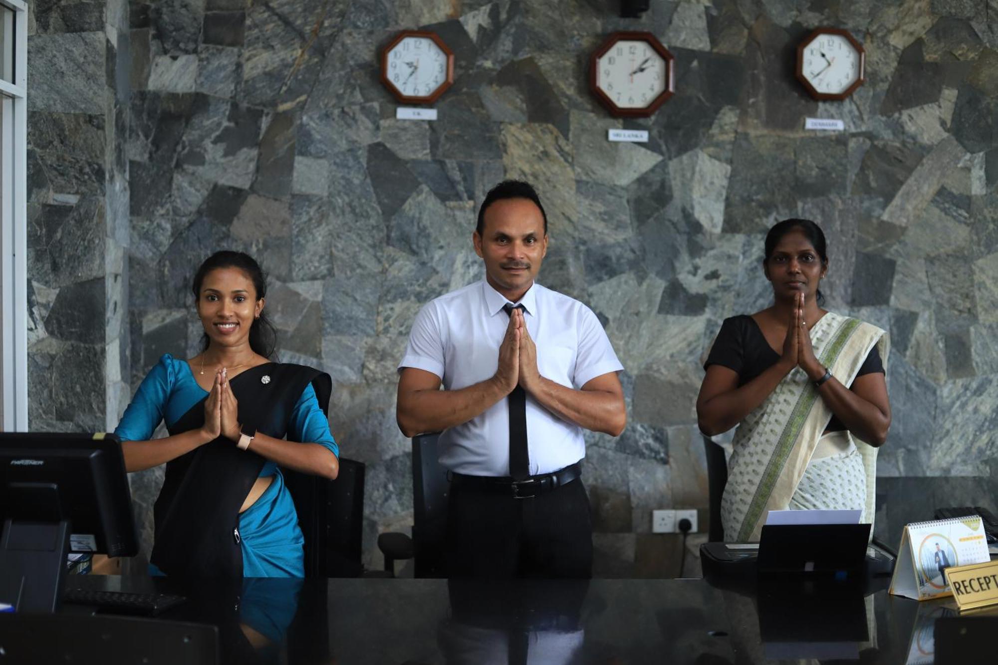 K And K Country Resort Minuwangoda Esterno foto