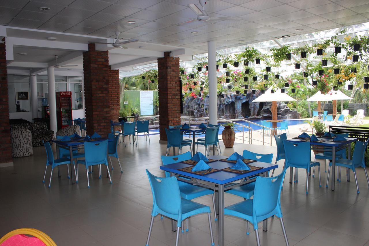 K And K Country Resort Minuwangoda Esterno foto